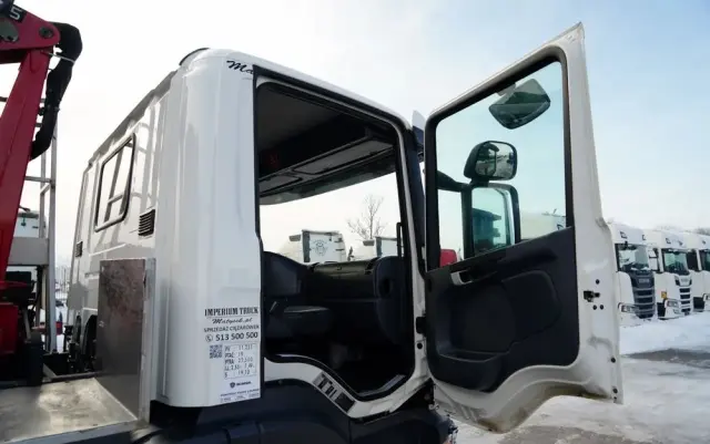 SCANIA P 250 / 4X2 / SIŁOWNIK DO WYWROTU /  + HDS HMF 635 K2 /  / MAX WYSÓW 7 M / STEROWANIE RADIOWE / ROTATOR /  EURO 6 