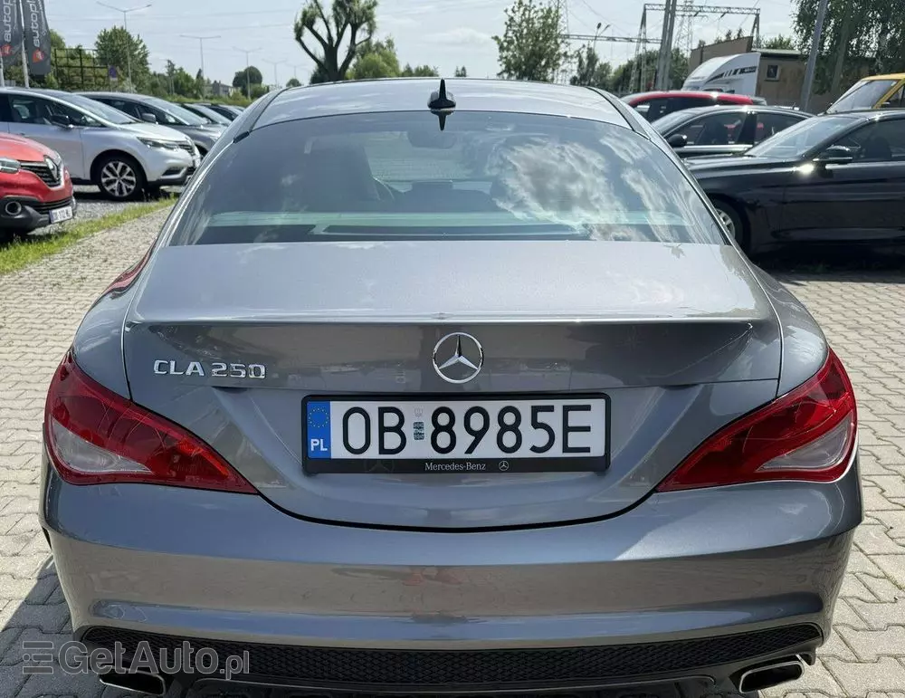 MERCEDES-BENZ CLA 250 7G-DCT AMG Line
