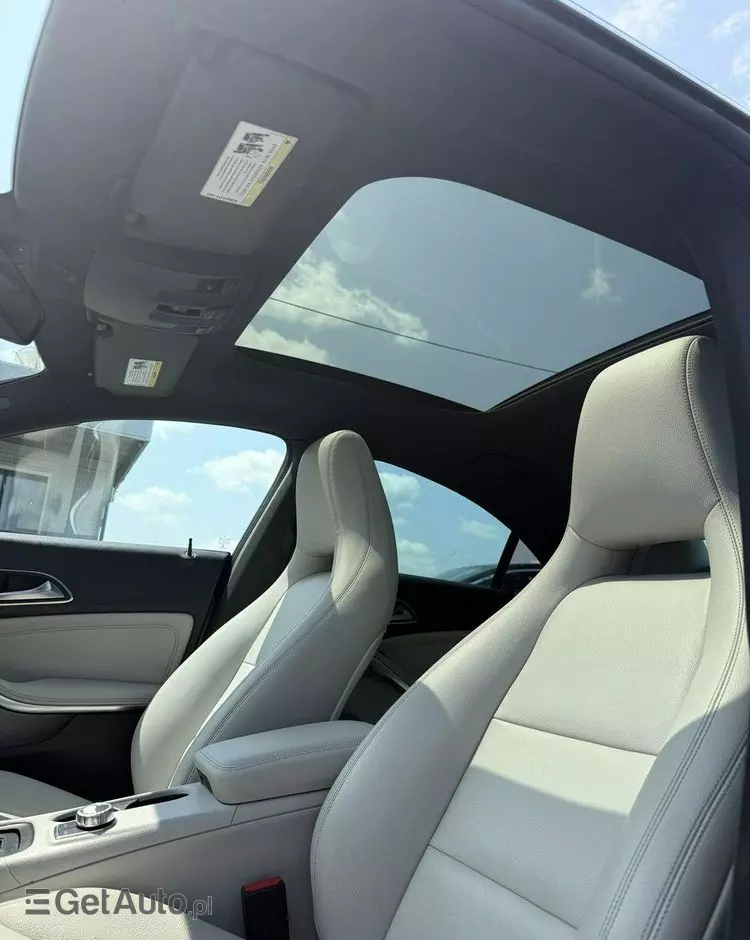 MERCEDES-BENZ CLA 250 7G-DCT AMG Line