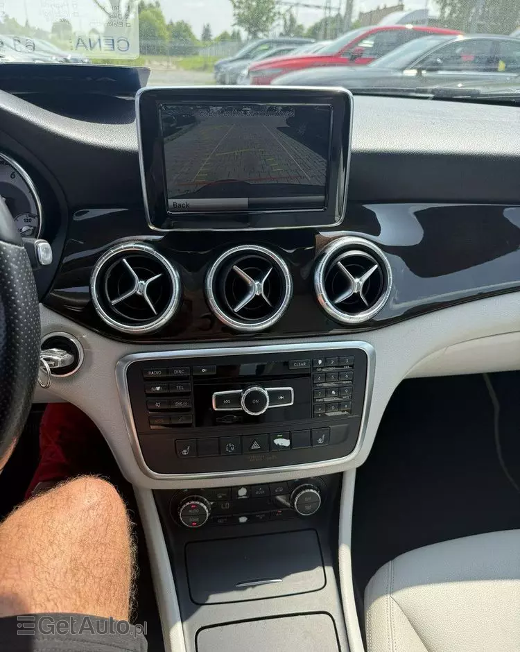 MERCEDES-BENZ CLA 250 7G-DCT AMG Line