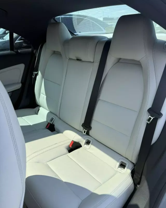 MERCEDES-BENZ CLA 250 7G-DCT AMG Line