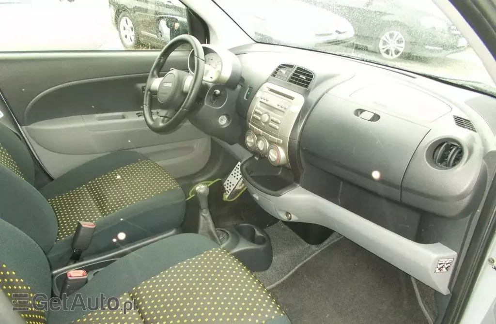 DAIHATSU Sirion 