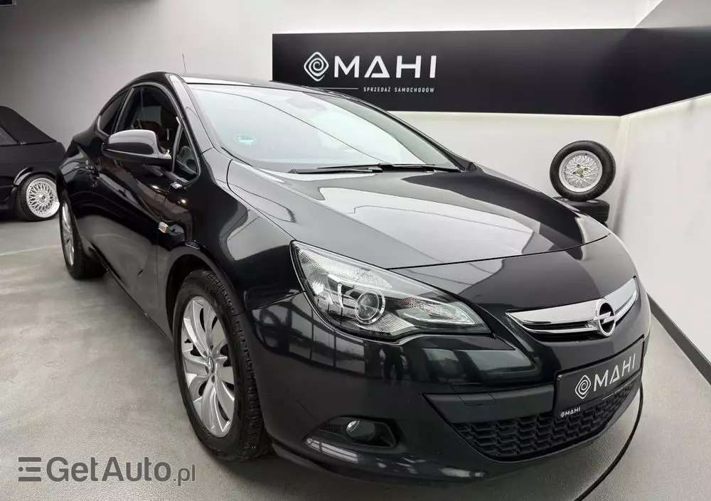 OPEL Astra GTC 1.4 Turbo