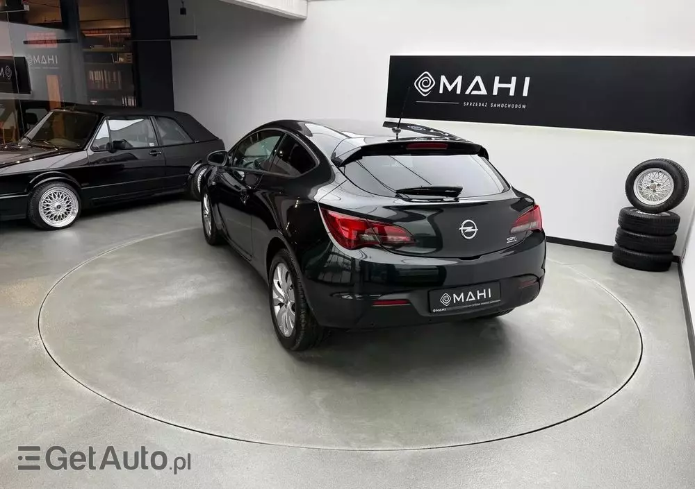 OPEL Astra GTC 1.4 Turbo