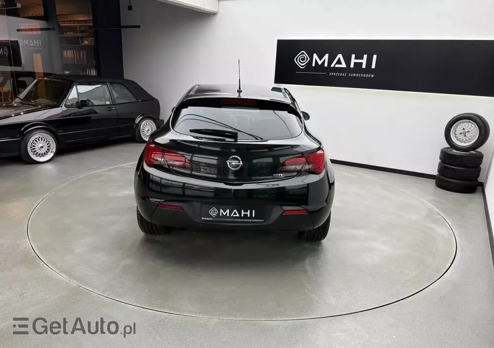 OPEL Astra GTC 1.4 Turbo