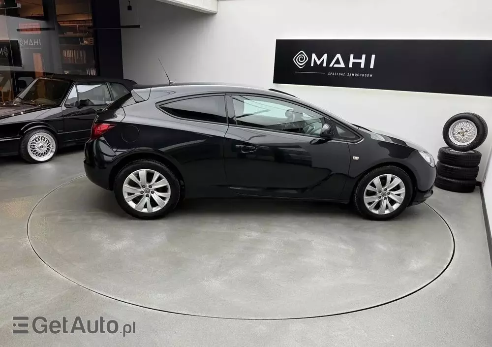 OPEL Astra GTC 1.4 Turbo