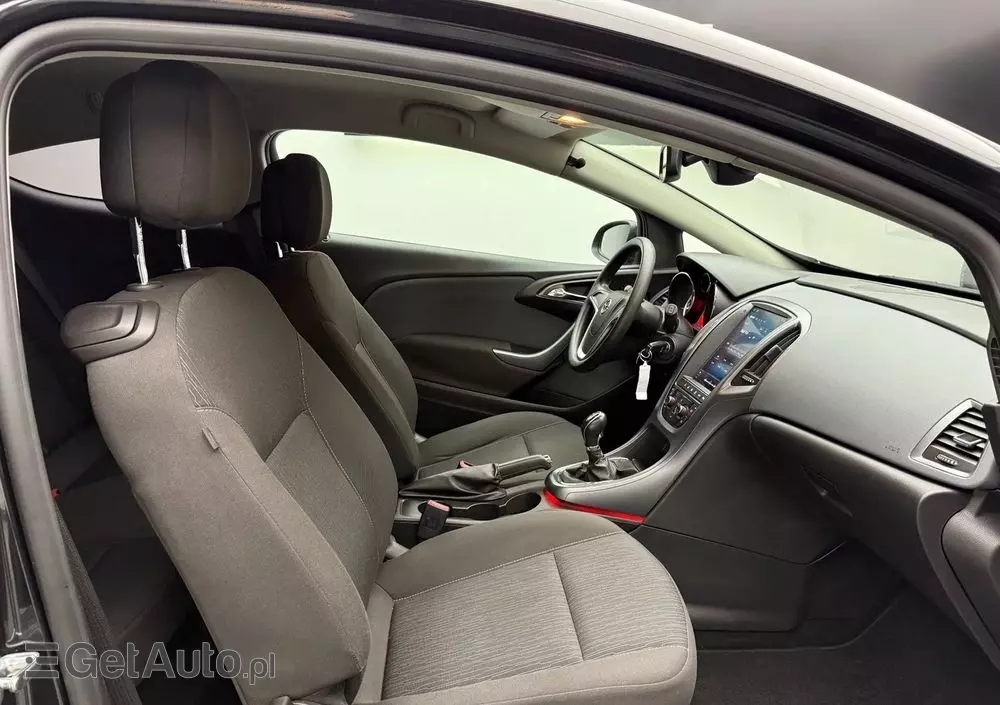 OPEL Astra GTC 1.4 Turbo