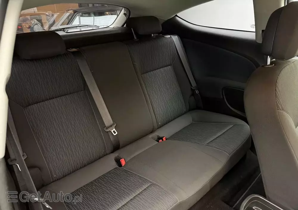 OPEL Astra GTC 1.4 Turbo