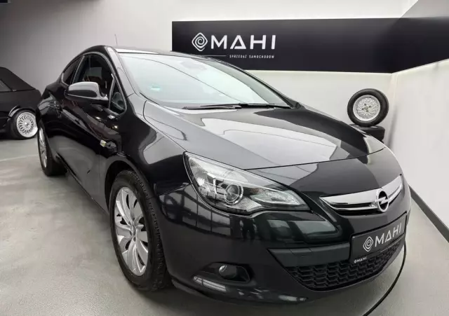 OPEL Astra GTC 1.4 Turbo