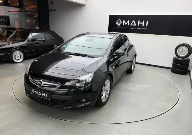 OPEL Astra GTC 1.4 Turbo