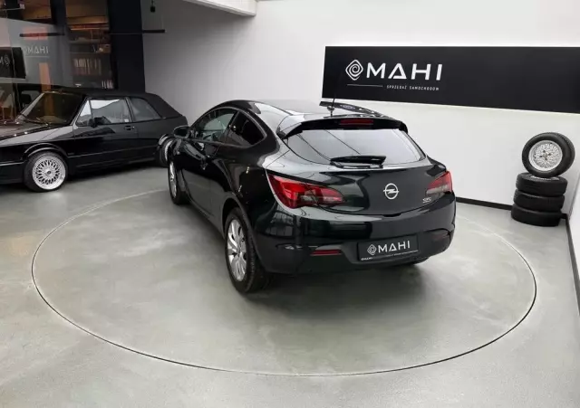 OPEL Astra GTC 1.4 Turbo