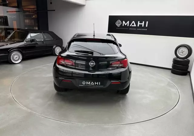 OPEL Astra GTC 1.4 Turbo