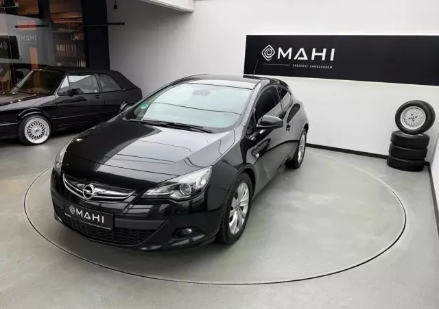 OPEL Astra GTC 1.4 Turbo