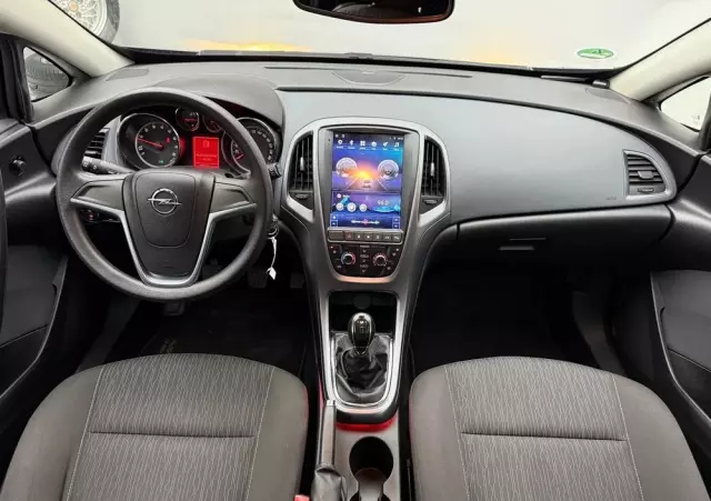 OPEL Astra GTC 1.4 Turbo