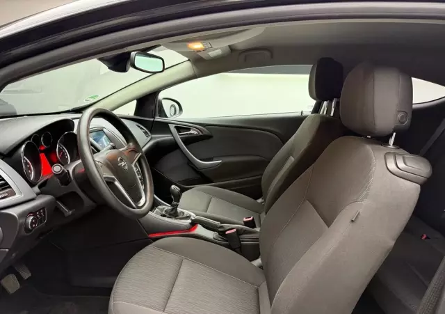 OPEL Astra GTC 1.4 Turbo