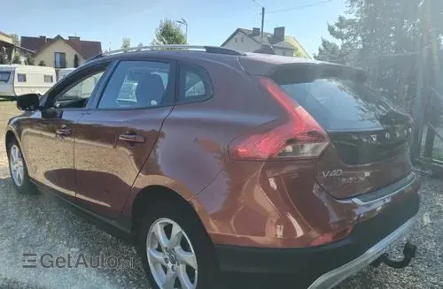 VOLVO V40 Cross Country 