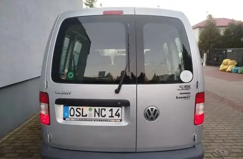 VOLKSWAGEN Caddy 