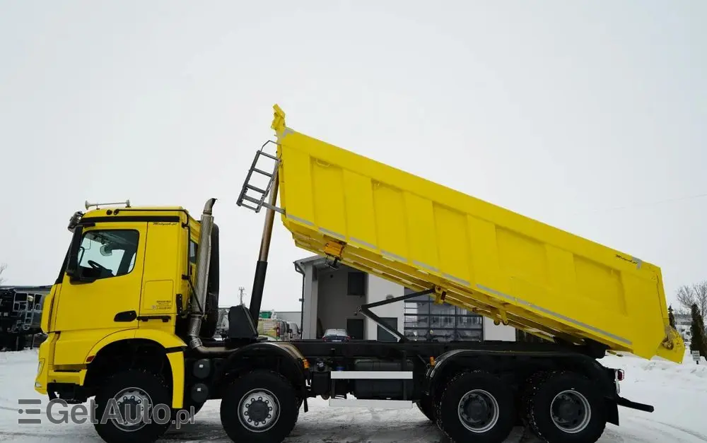 MERCEDES-BENZ AROCS 4151 / 8X8 / WYWROTKA TYLNOZSYPOWA / HYDROKLAPA / 6 M / AUTOMAT / EURO 6 
