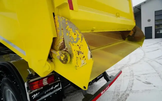 MERCEDES-BENZ AROCS 4151 / 8X8 / WYWROTKA TYLNOZSYPOWA / HYDROKLAPA / 6 M / AUTOMAT / EURO 6 