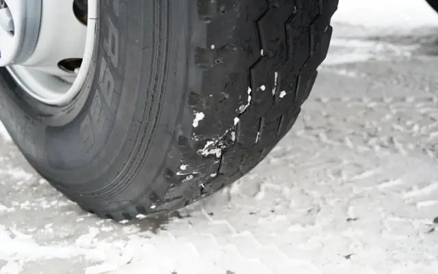 MERCEDES-BENZ AROCS 4151 / 8X8 / WYWROTKA TYLNOZSYPOWA / HYDROKLAPA / 6 M / AUTOMAT / EURO 6 