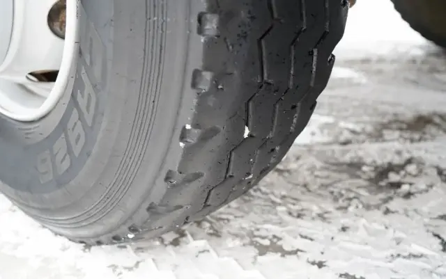 MERCEDES-BENZ AROCS 4151 / 8X8 / WYWROTKA TYLNOZSYPOWA / HYDROKLAPA / 6 M / AUTOMAT / EURO 6 