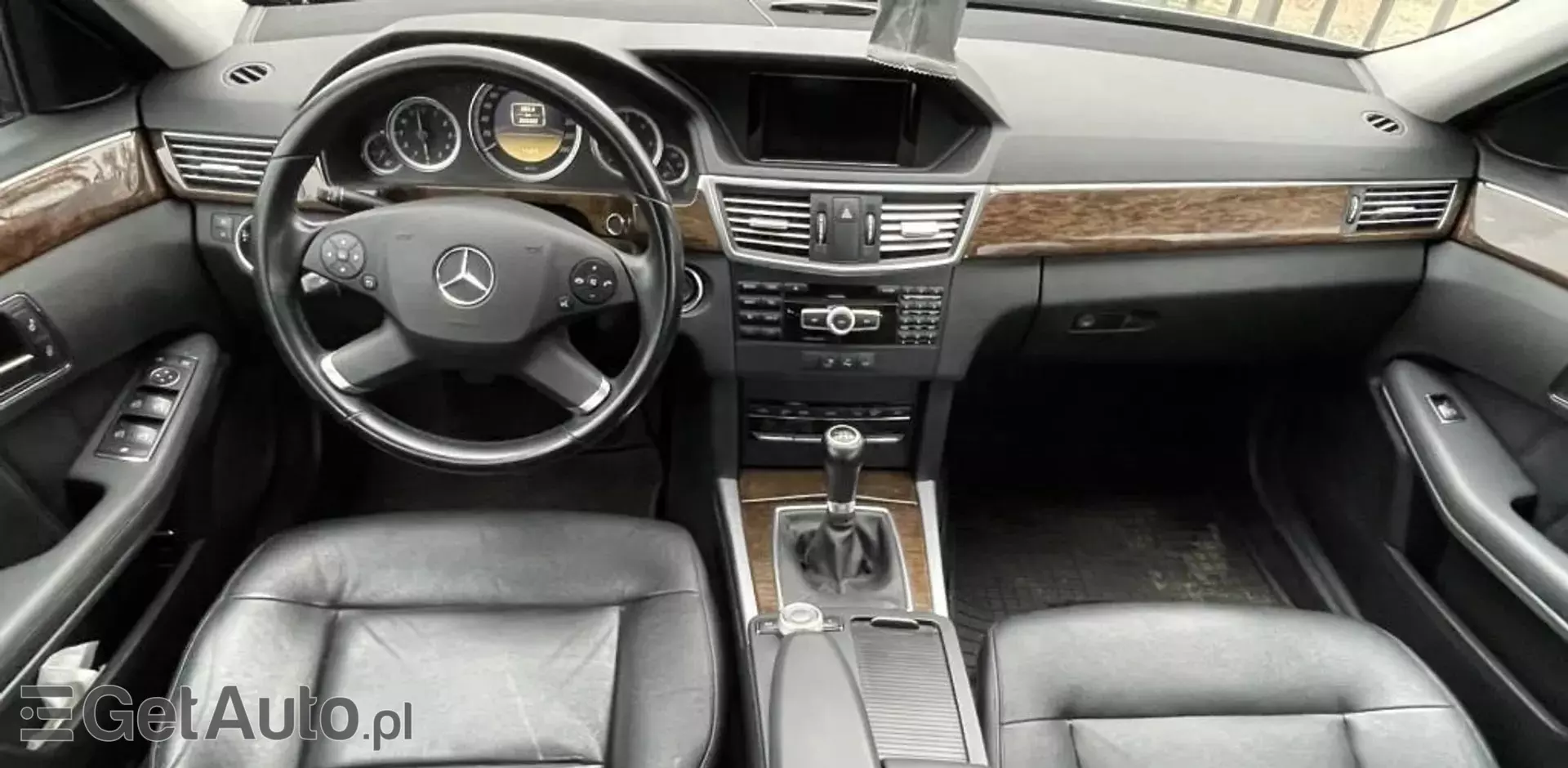 MERCEDES-BENZ Klasa E E 200 CDI BlueEFFICIENCY (136 KM)