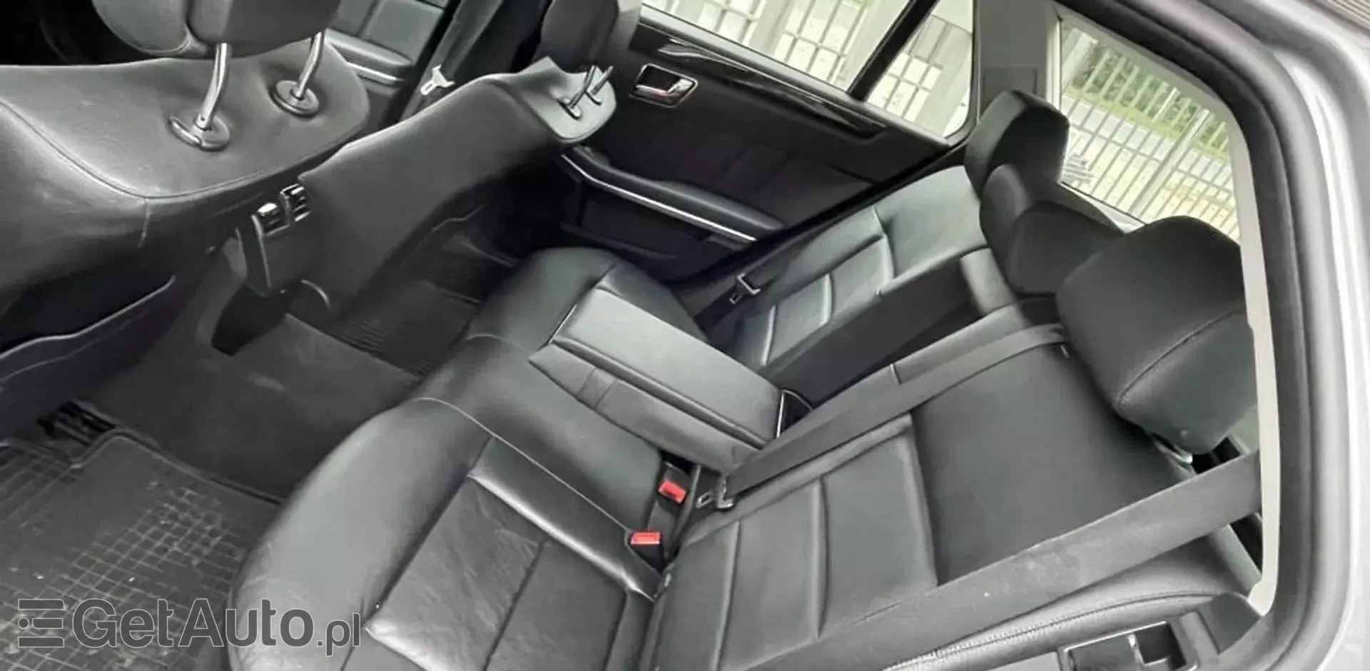 MERCEDES-BENZ Klasa E E 200 CDI BlueEFFICIENCY (136 KM)