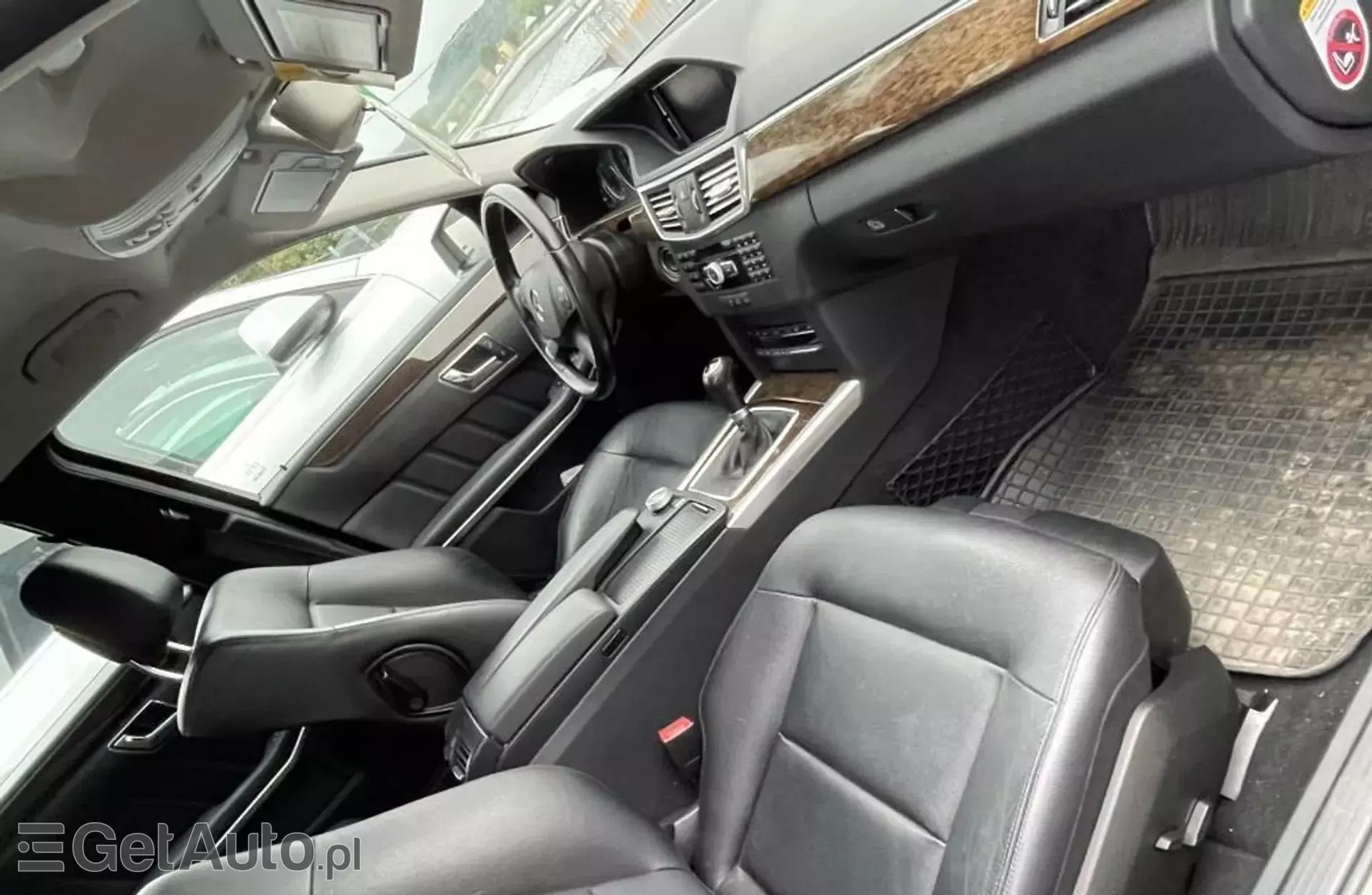 MERCEDES-BENZ Klasa E E 200 CDI BlueEFFICIENCY (136 KM)