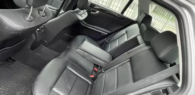 MERCEDES-BENZ Klasa E E 200 CDI BlueEFFICIENCY (136 KM)