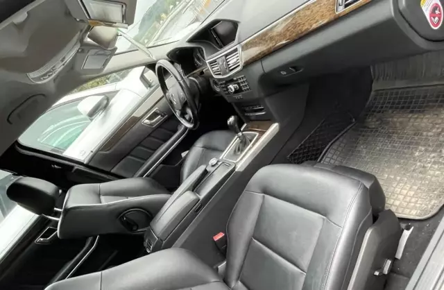MERCEDES-BENZ Klasa E E 200 CDI BlueEFFICIENCY (136 KM)