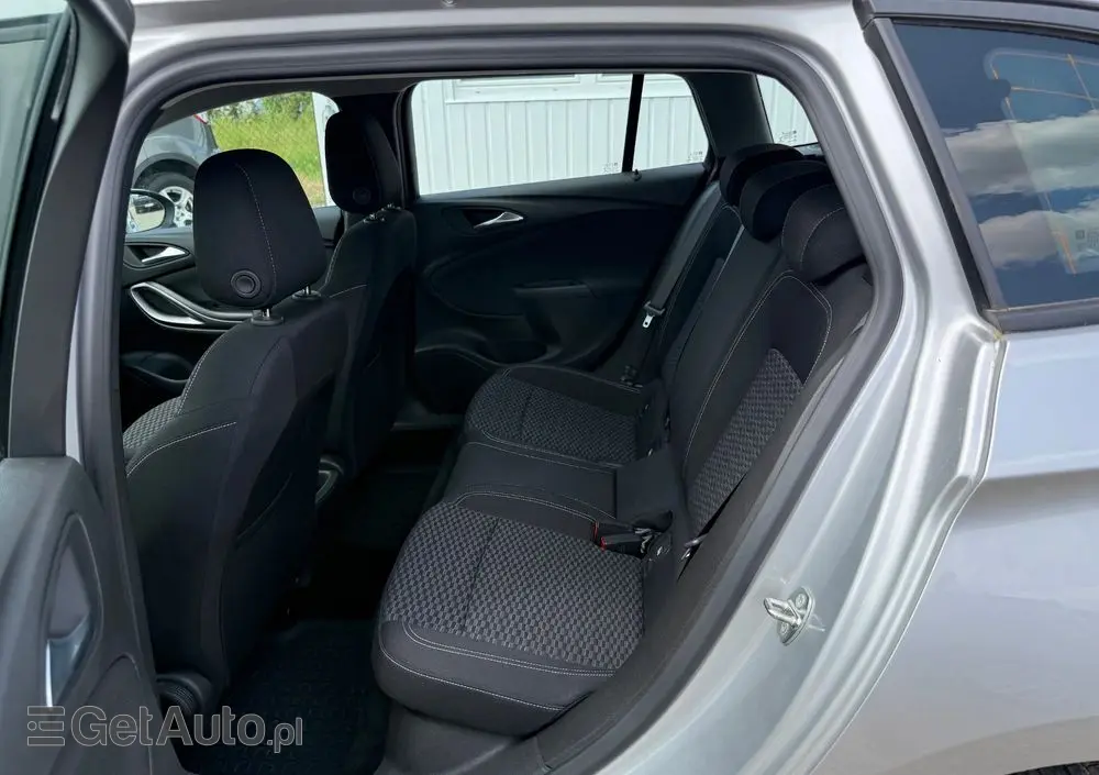 OPEL Astra 1.6 CDTI Enjoy