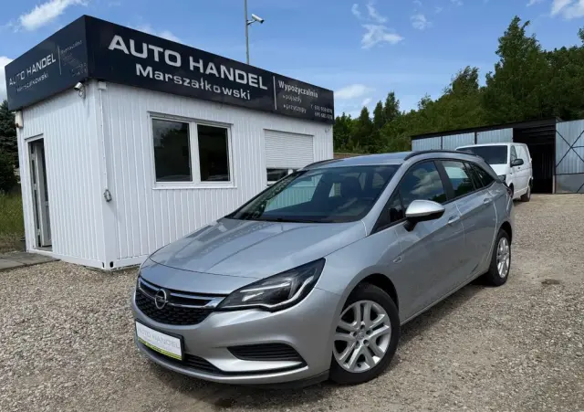 OPEL Astra 1.6 CDTI Enjoy