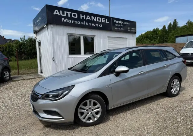OPEL Astra 1.6 CDTI Enjoy