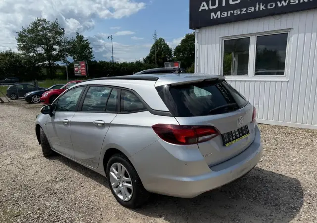 OPEL Astra 1.6 CDTI Enjoy