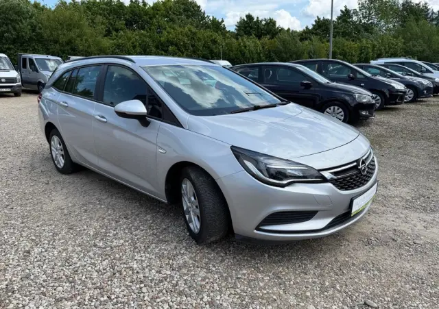 OPEL Astra 1.6 CDTI Enjoy