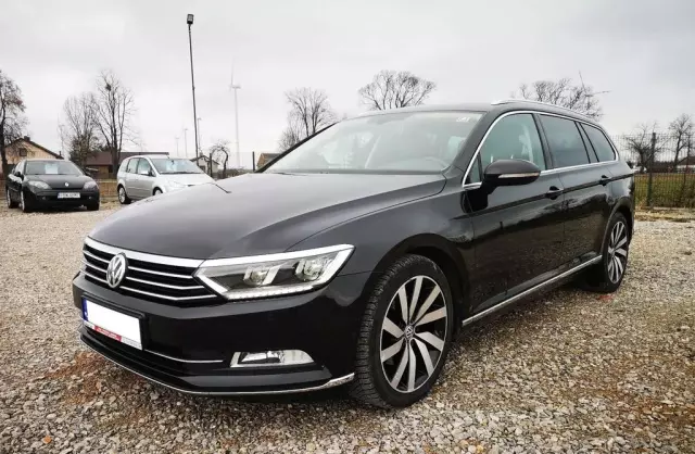 VOLKSWAGEN Passat 