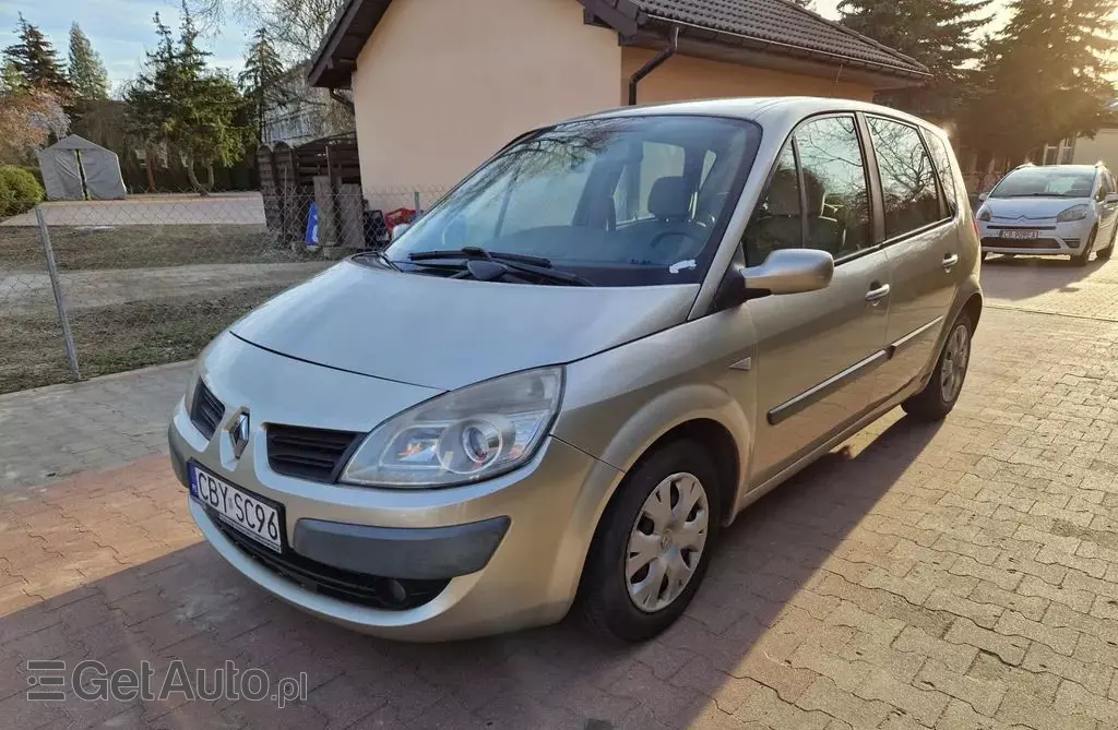 RENAULT Scenic 
