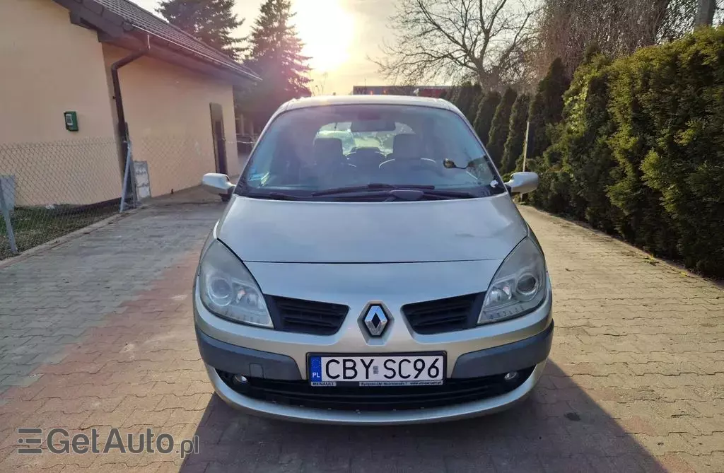 RENAULT Scenic 