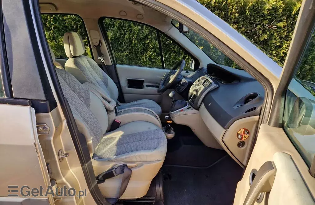 RENAULT Scenic 