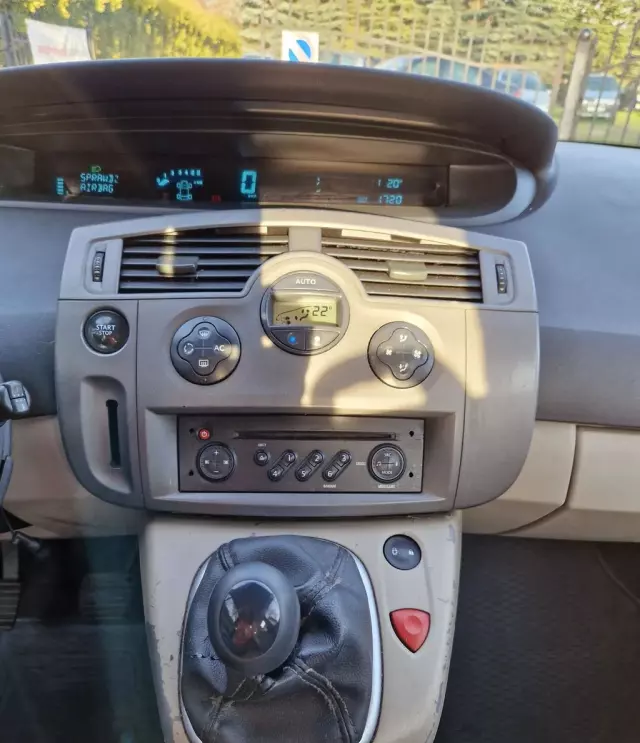 RENAULT Scenic 