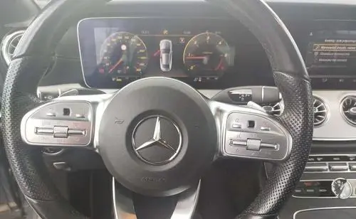 MERCEDES-BENZ Klasa E 