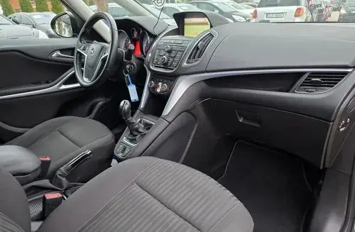 OPEL Zafira 