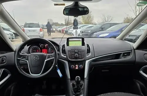 OPEL Zafira 