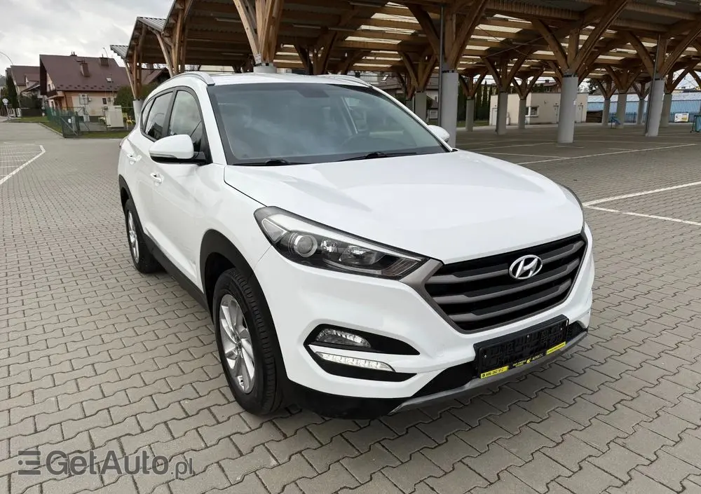 HYUNDAI Tucson 1.7 CRDI BlueDrive Style 2WD