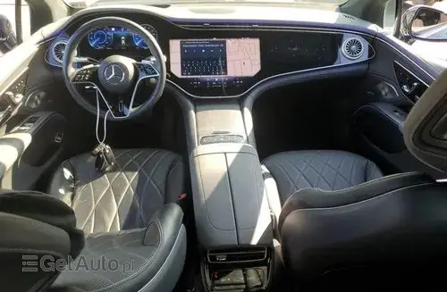 MERCEDES-BENZ EQS 