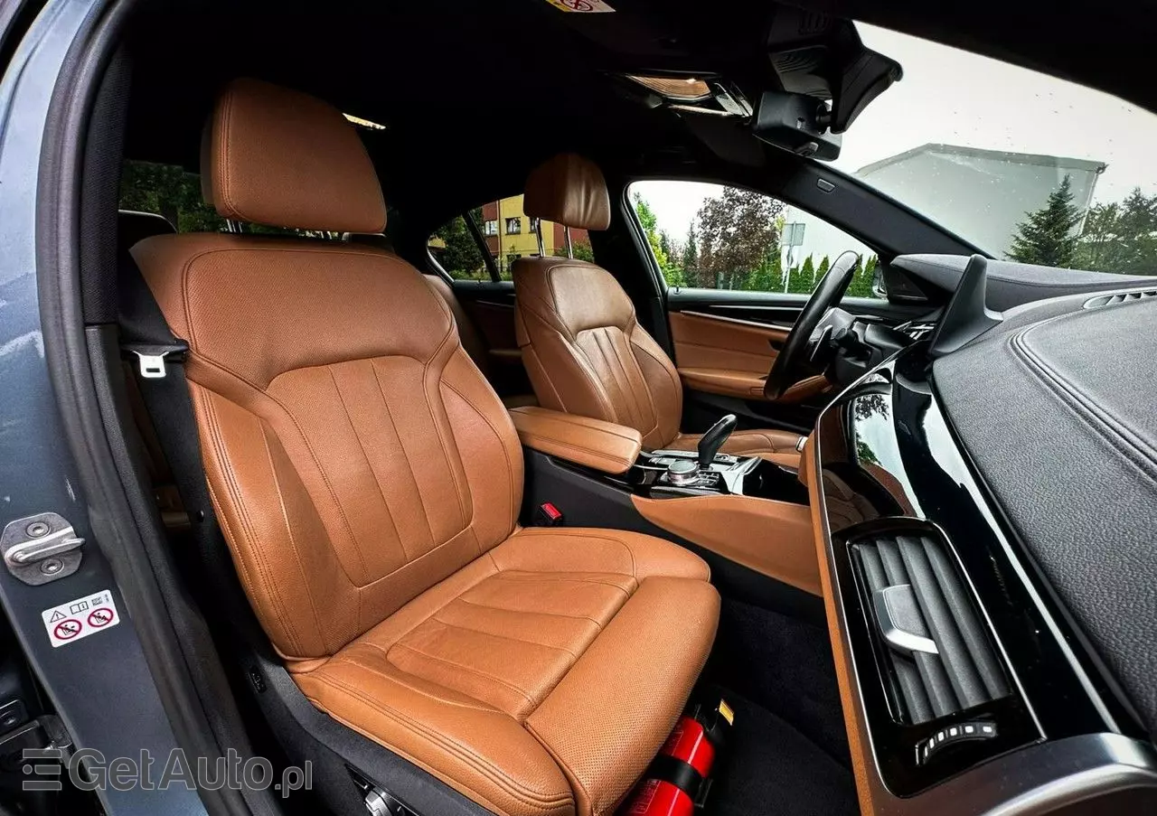 BMW Seria 5 540d xDrive M Sport sport