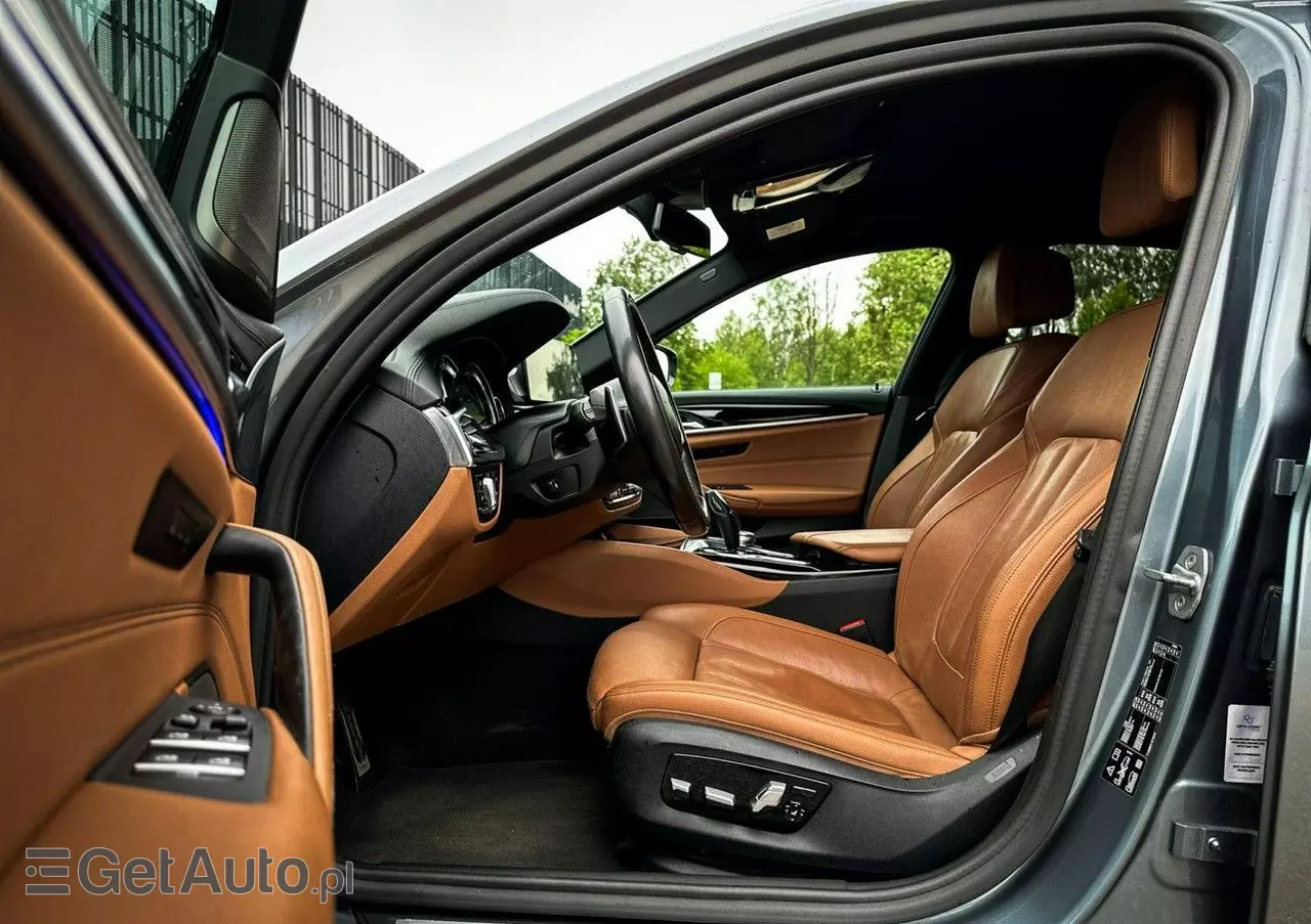 BMW Seria 5 540d xDrive M Sport sport