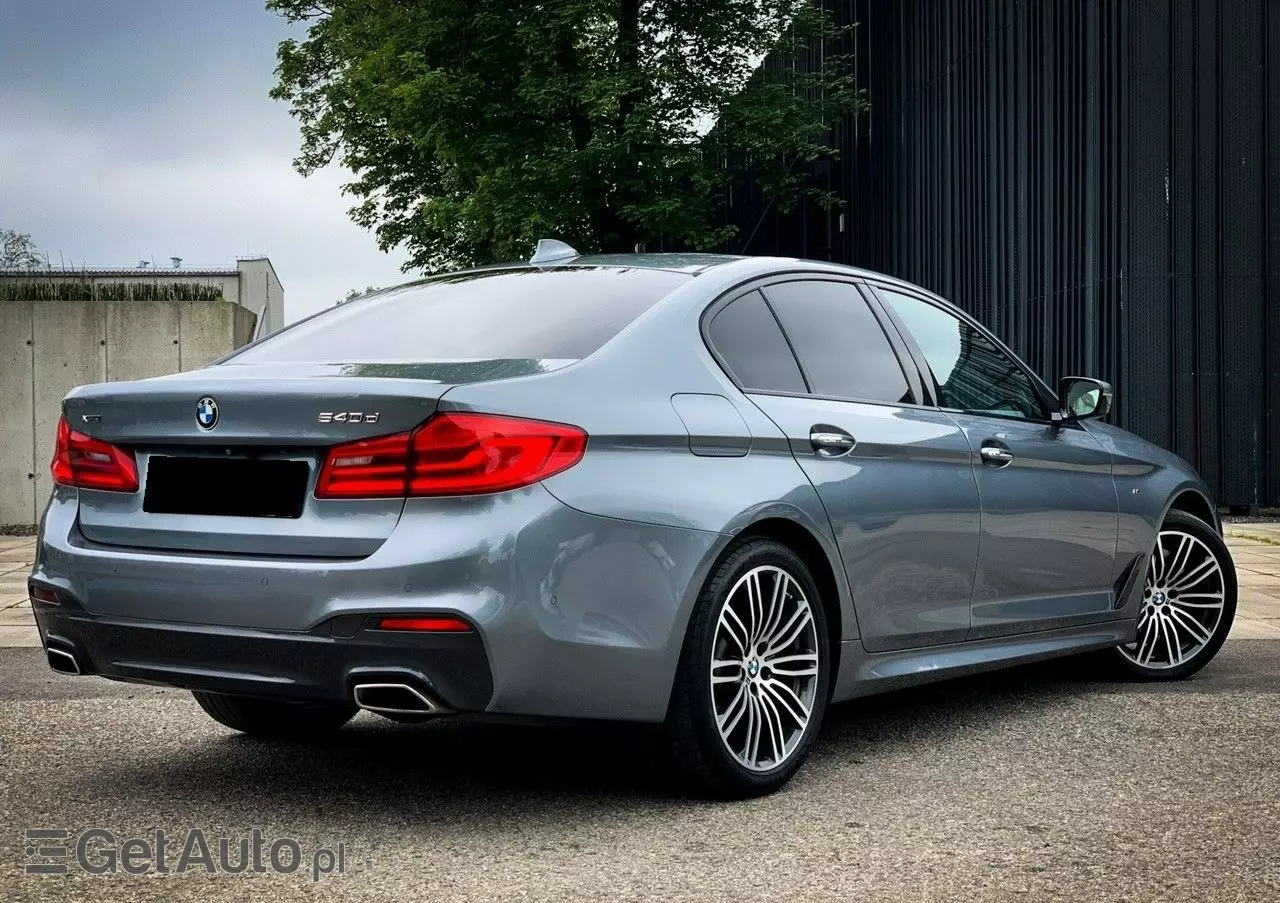 BMW Seria 5 540d xDrive M Sport sport