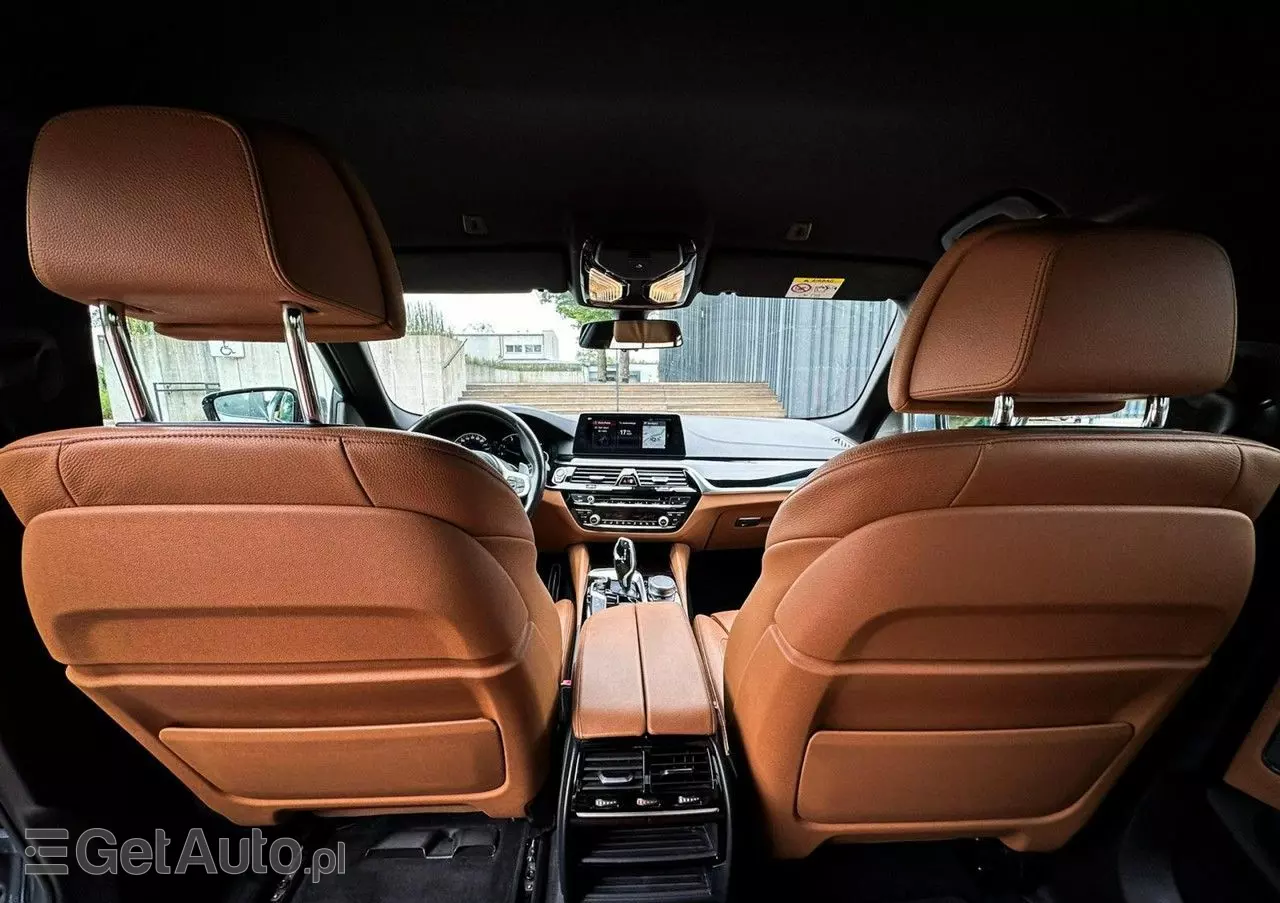 BMW Seria 5 540d xDrive M Sport sport
