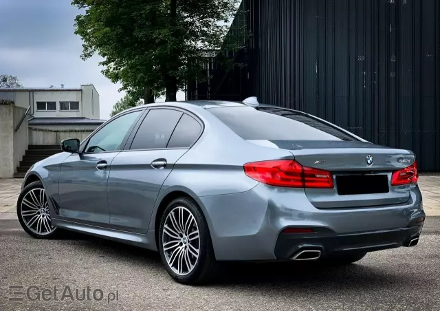 BMW Seria 5 540d xDrive M Sport sport